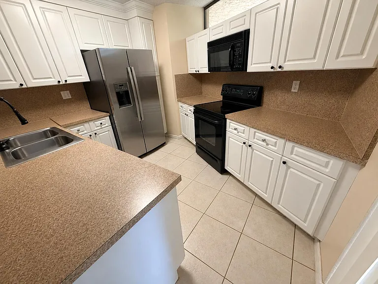 8255 Severn Dr #D — Photo 3