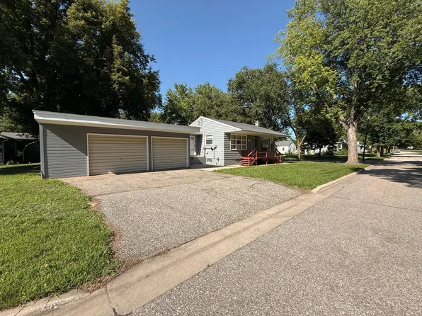 1003 N 6th St, Montevideo, MN 56265