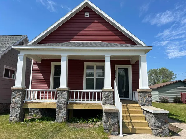 1440 Garfield Ave, Marinette, WI 54143