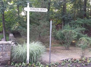 84 Perkins Rd, Greenwich, CT 06830