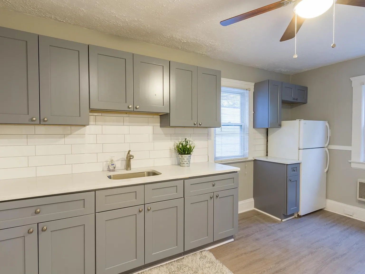 1 bed, 760 sqft, $950 — Photo 4
