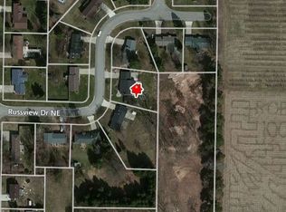 2986 Russview Dr NE, Grand Rapids, MI 49525
