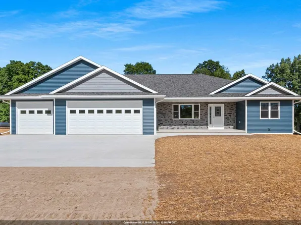 7310 Birdie View Ln, Oconto, WI 54153