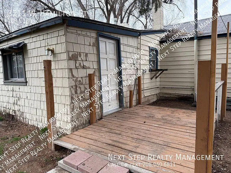3211 W Hamilton St — Photo 14