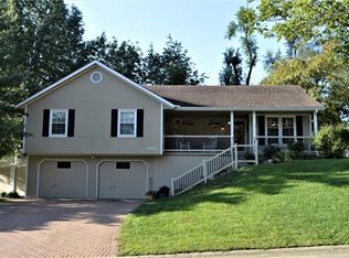 4412 Rainbow Ct, Saint Joseph, MO 64506