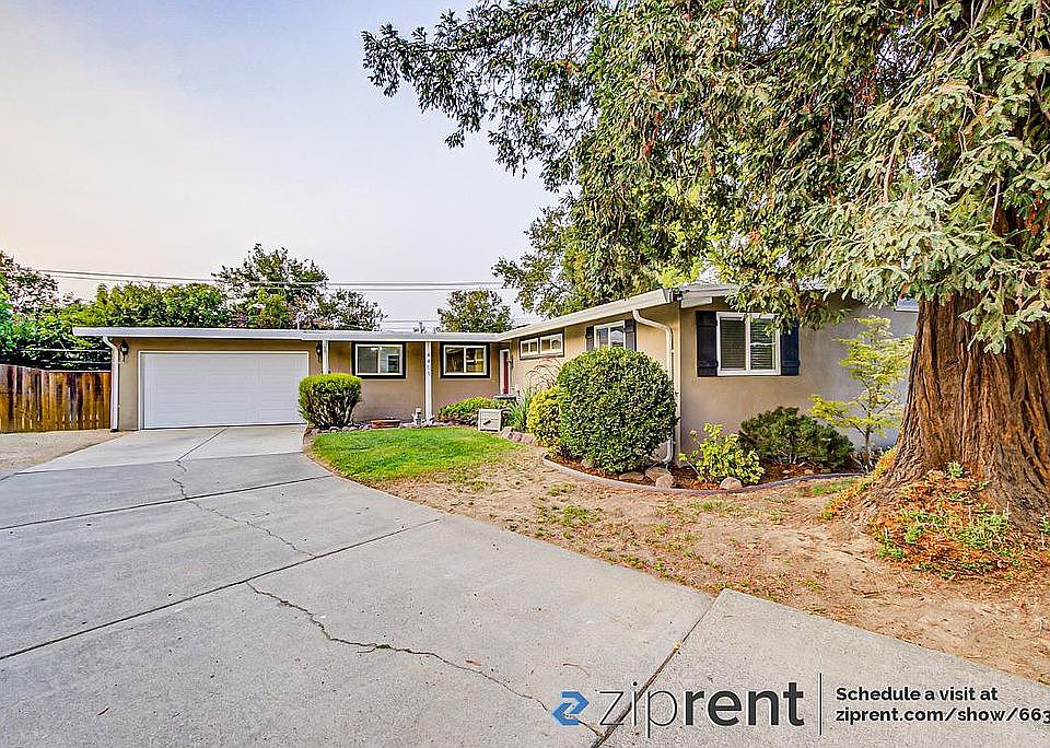 1st image of 4409 Pinewood Ct