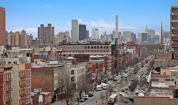 Rented by Compass | media 23