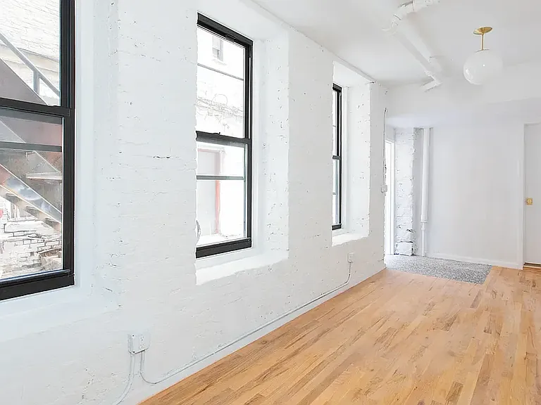 159 S 2nd St #B2 — Photo 3