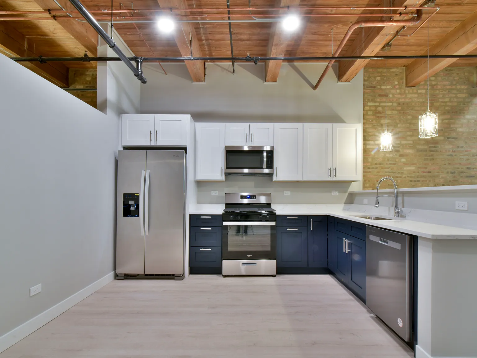 1 bed, 850 sqft, $2,500 — Photo 3