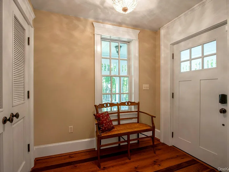 314 Haverstraw Rd — Photo 5