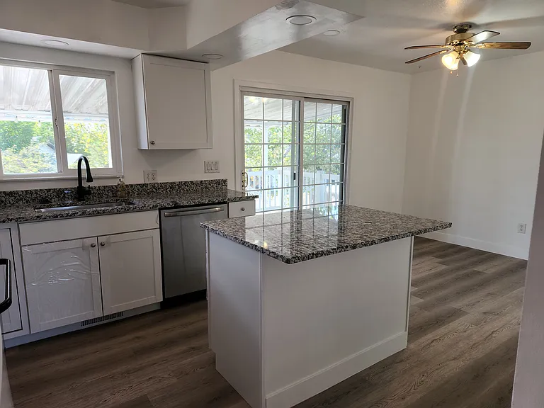 1741 Davis Dr #A — Photo 2