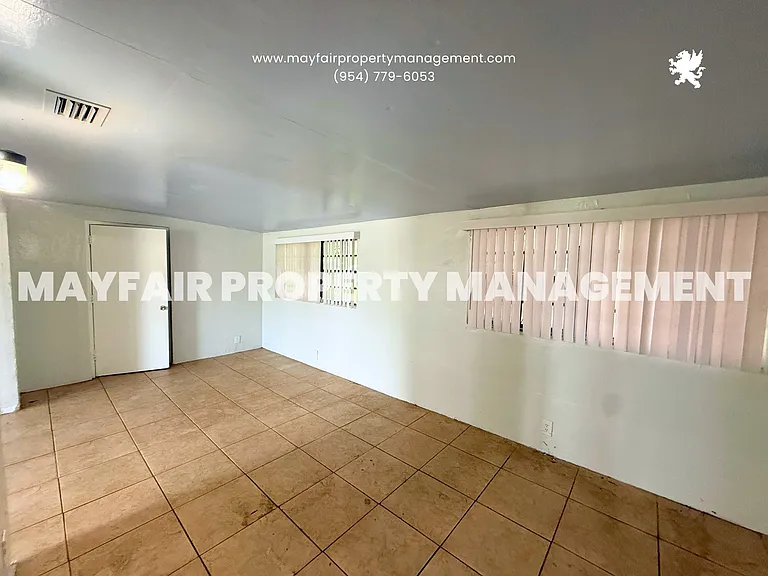 20520 NW 24th Ct — Photo 5