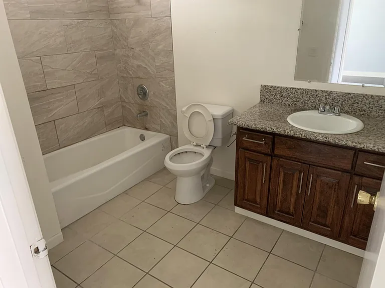 4323 Perlita Ave #8 — Photo 10