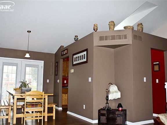 4th image of 3293 Herrington Dr