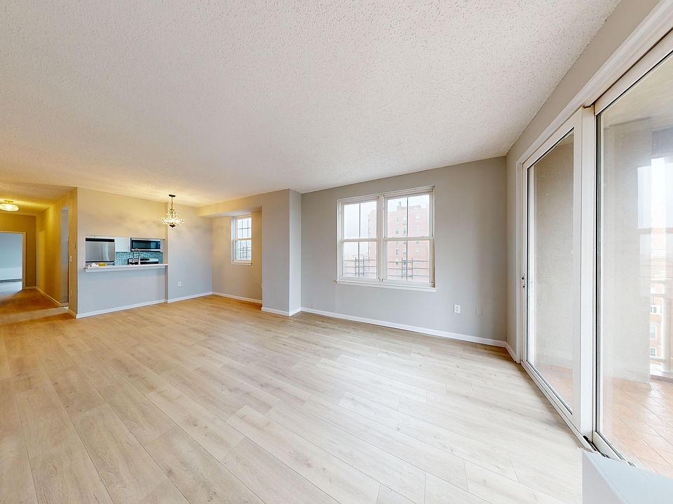 1st image of 40 Oceana Dr #9D