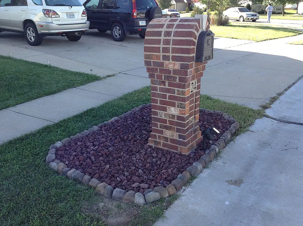 24 Tulip Bend Dr photo 1