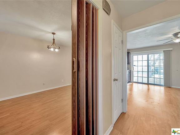 5th image of 803 S 25th St