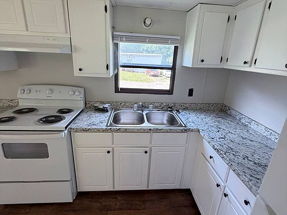 3rd image of 536 Abbott Rd #6