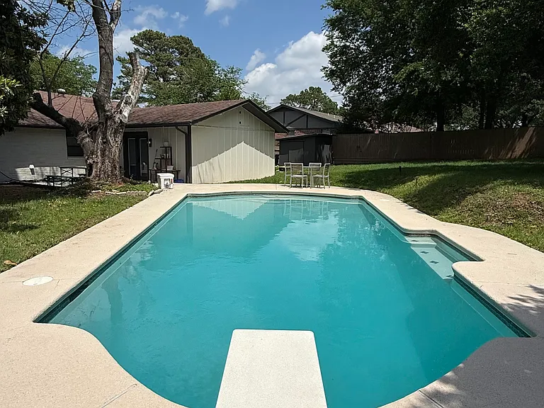 985 Harber Ave — Photo 10