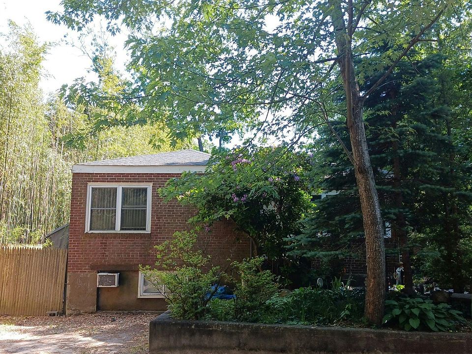 1st image of 50 Bellrose Rd