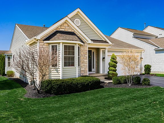 2nd image of 8833 Meadow Grass Ln