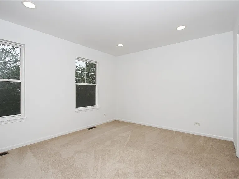1245 Tuscany Dr — Photo 21