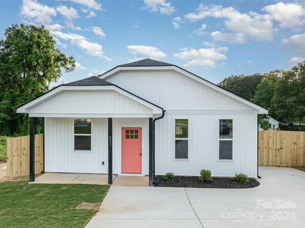 221 Bessemer City Rd, Gastonia, NC 28052