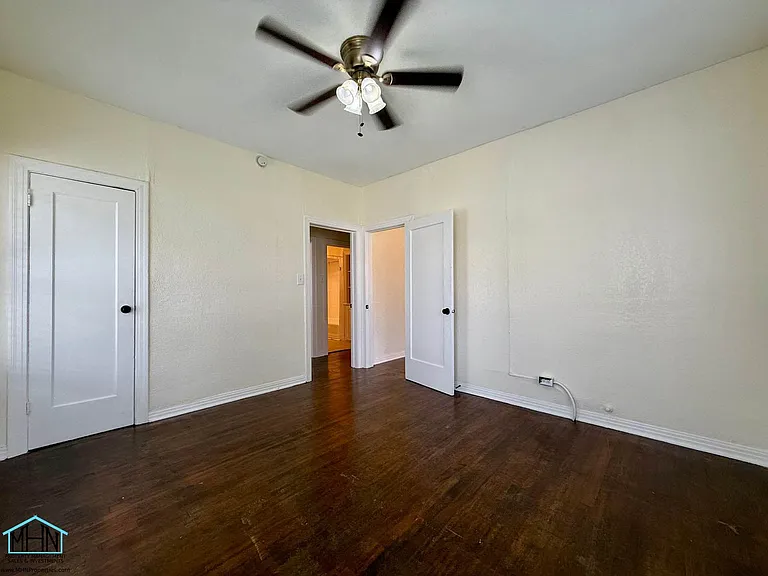 1344 Fulton Ave — Photo 16