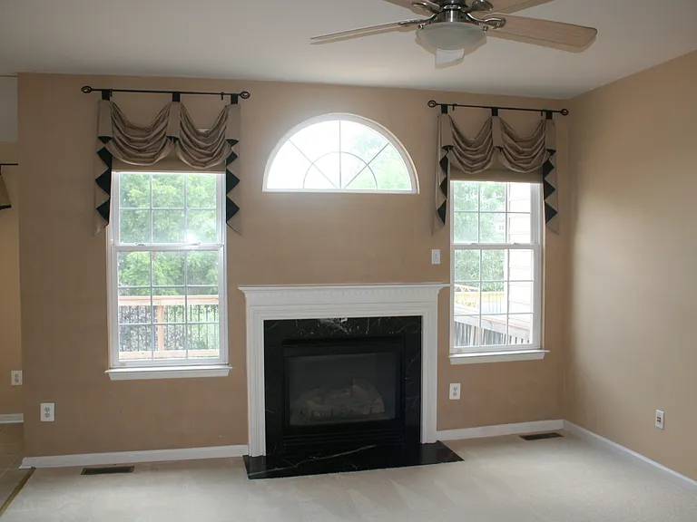 22593 Welborne Manor Sq — Photo 14