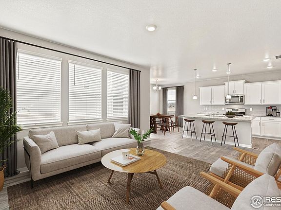 2nd image of 1848 Pinnacle Ave