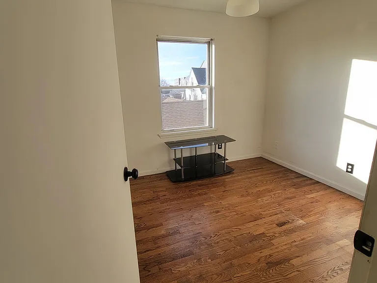 857 Martin St #1 — Photo 8