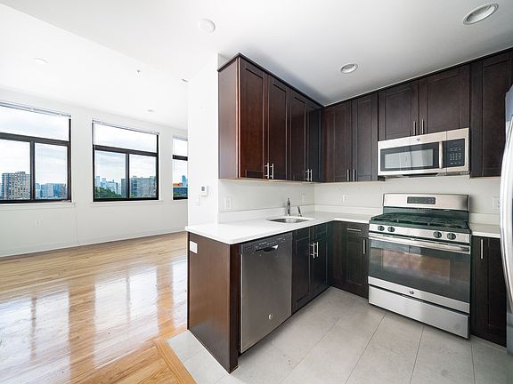 5th image of 136-138 Oakland Ave #3D