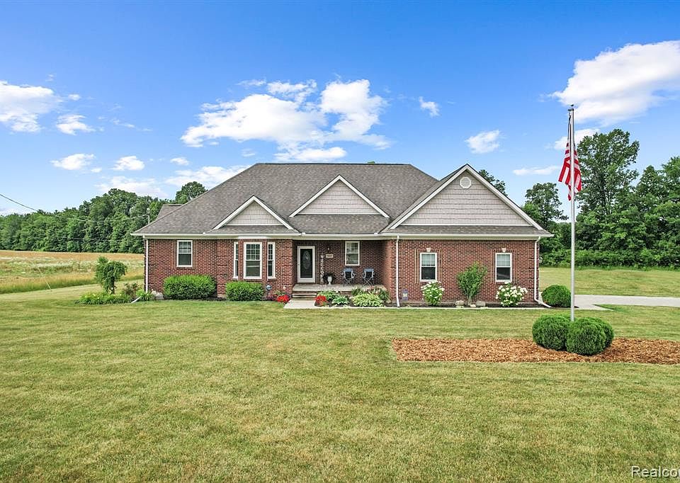 78007 Angling Rd, Richmond, MI 48062 Zillow