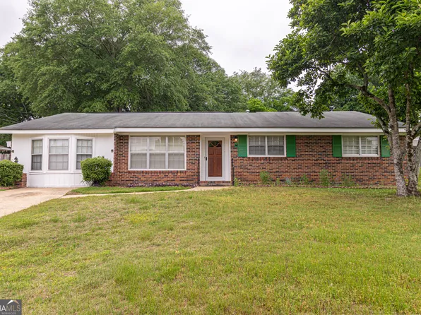 2755 Dalewood Dr, Columbus, GA 31907