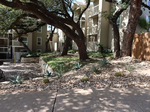 114 E 31st St APT 106, Austin, TX 78705