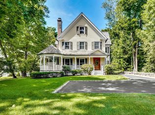133 Raymond St, Darien, CT 06820