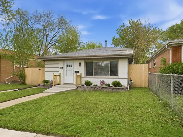 13947 S Saginaw Ave, Burnham, IL 60633