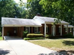 2115 Summerdale Dr, Raleigh, NC 27604