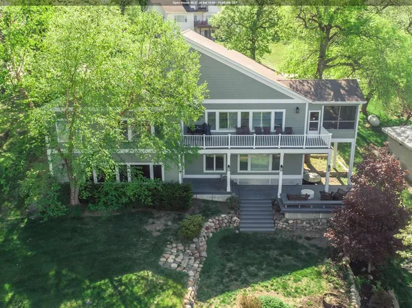17093 Lakewood Dr, Spirit Lake, IA 51360