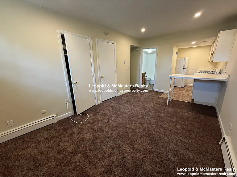 1124 Commonwealth Ave — Photo 15