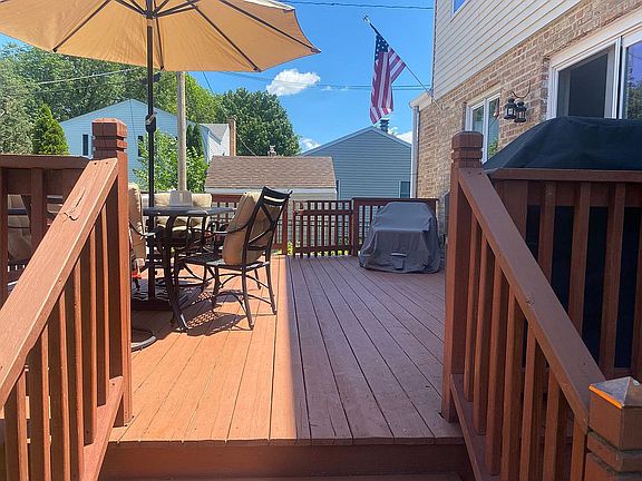 Rear deck