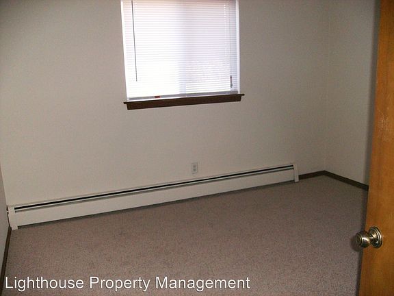 5th image of 593 54th St SE
