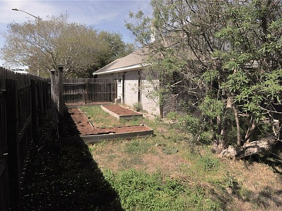 5th image of 1300 Skyline Ct