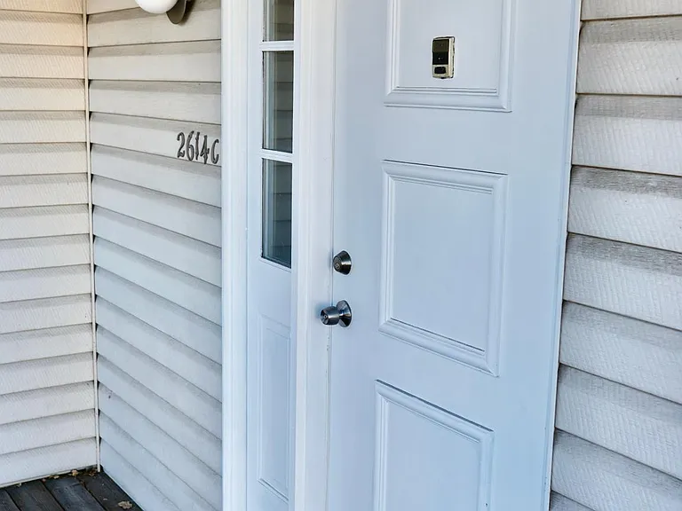 2614 S Xanadu Way #C — Photo 20