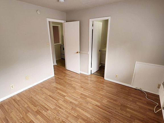 5th image of 4011 Eunice St SW #0