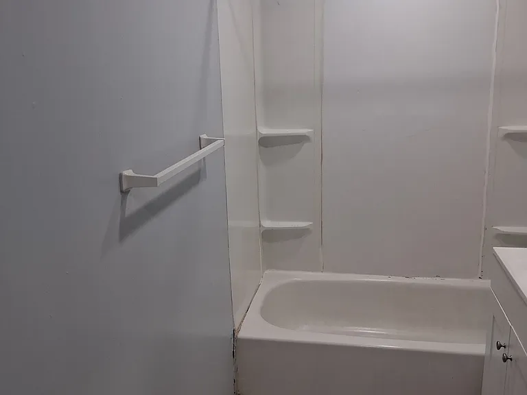 20 Oak St #1 — Photo 6