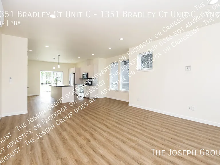 1351 Bradley Ct #C — Photo 3