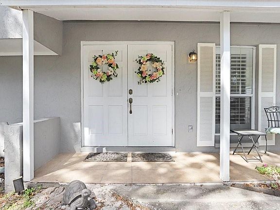 4th image of 3621 Woodhill Dr