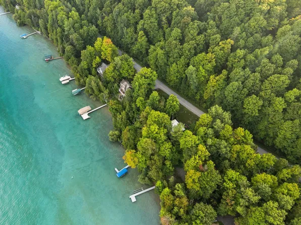 5391 N West Torch Lake Dr #8, Kewadin, MI 49648