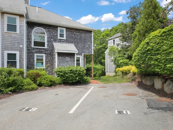 18 Harbor Hill Drive, Bourne, MA 02532